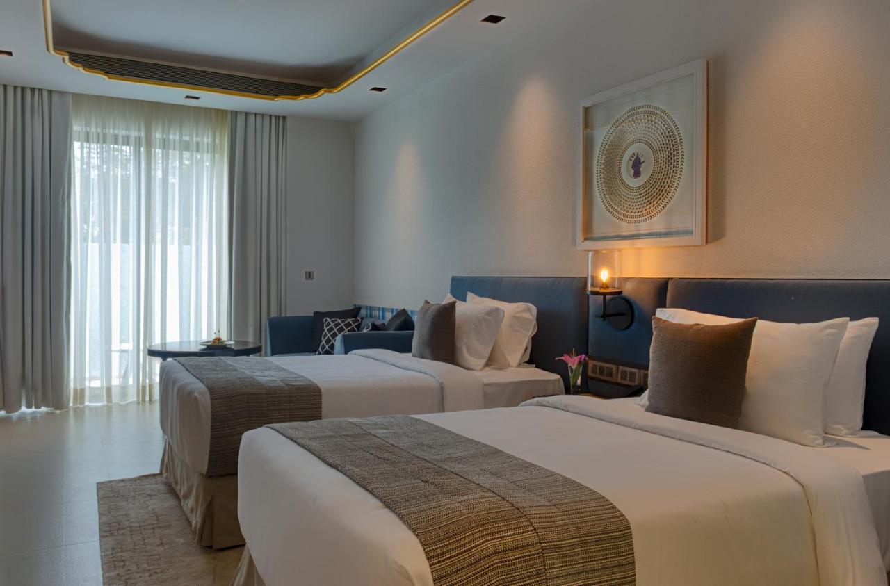อซายา บีช รีสอร์ต Hotel บีนอลิม ภายนอก รูปภาพ